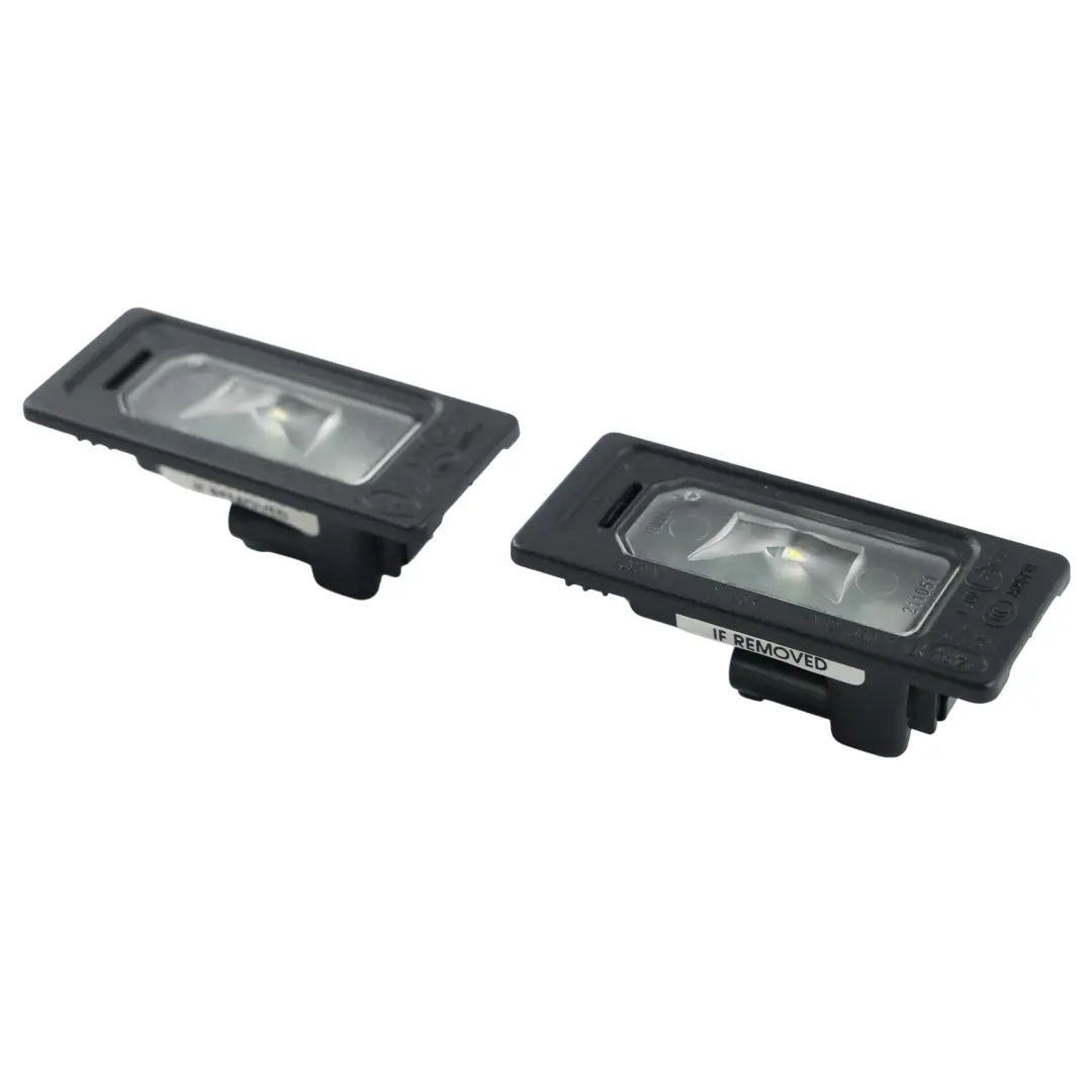 Lampka Rejestracji Zestaw do Land Rover Range Rover Velar L560 o numerze HY32-13B627-AB Land Rover Range Rover Velar L560 Lampka Rejestracji Zestaw - SKU HY32-13B627-AB-1 - Numer Części HY32-13B627-AB