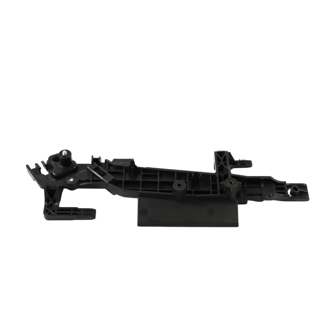 Land Rover Velar L560 Faldón Asiento Delantero Derecho - SKU HY32-15D106-AE - Número de pieza HY32-15D106-AE