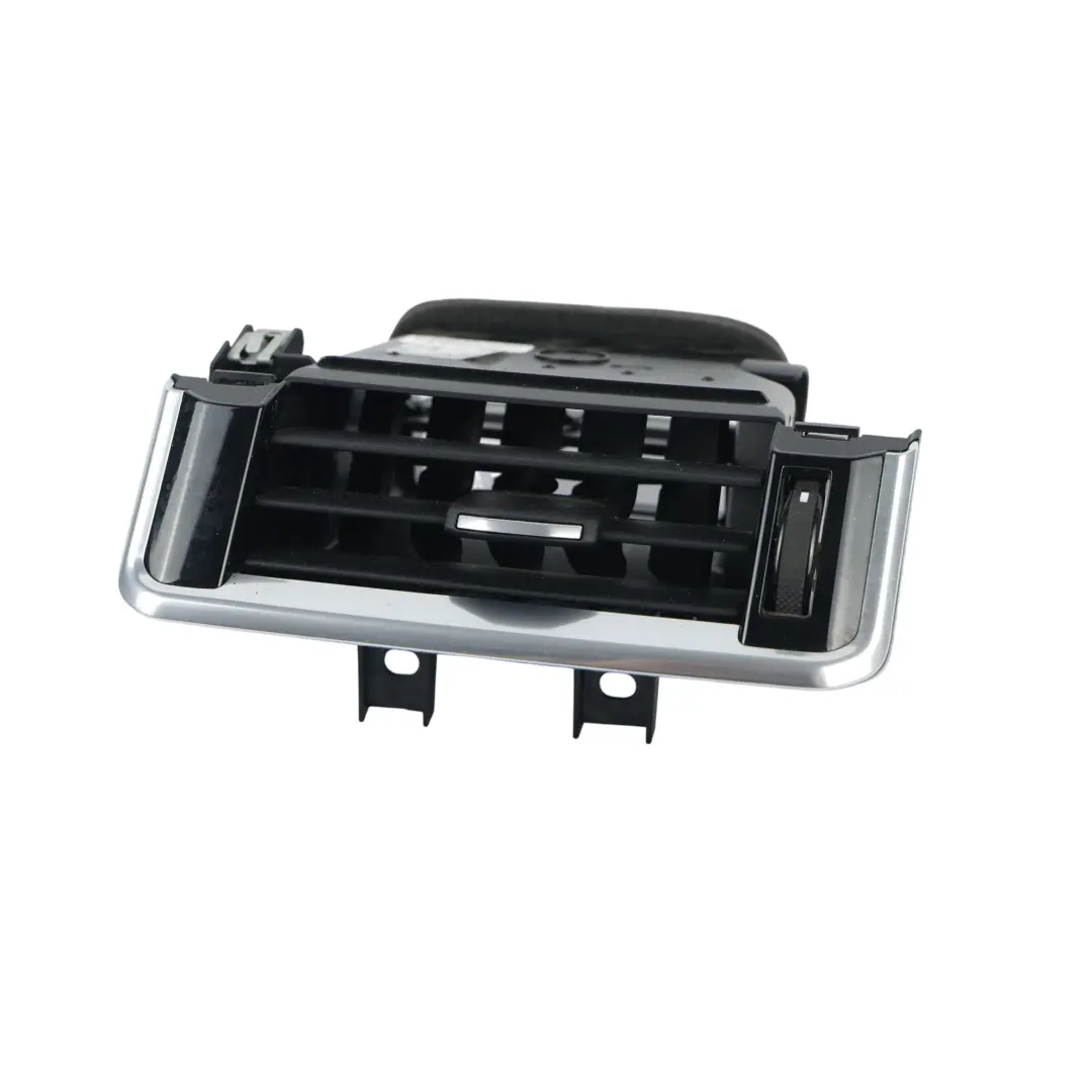 Bocchetta Aria Cruscotto Destra per Land Rover Range Rover Velar L560 con numero di parte J8A2-018B09-A Land Rover Range Rover Velar L560 Bocchetta Aria Cruscotto Destra - SKU J8A2-018B09-A - Numero di parte J8A2-018B09-A
