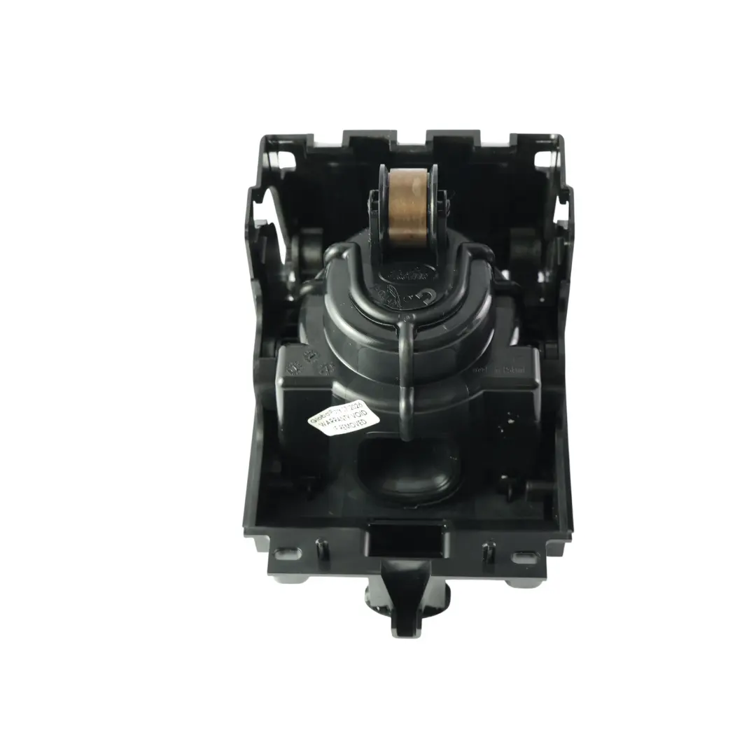 Portabicchieri Console Centrale Anteriore per Range Rover Velar L560 con numero di parte J8A2-13560-BE Range Rover Velar L560 Portabicchieri Console Centrale Anteriore - SKU J8A2-13560-BE - Numero di parte J8A2-13560-BE