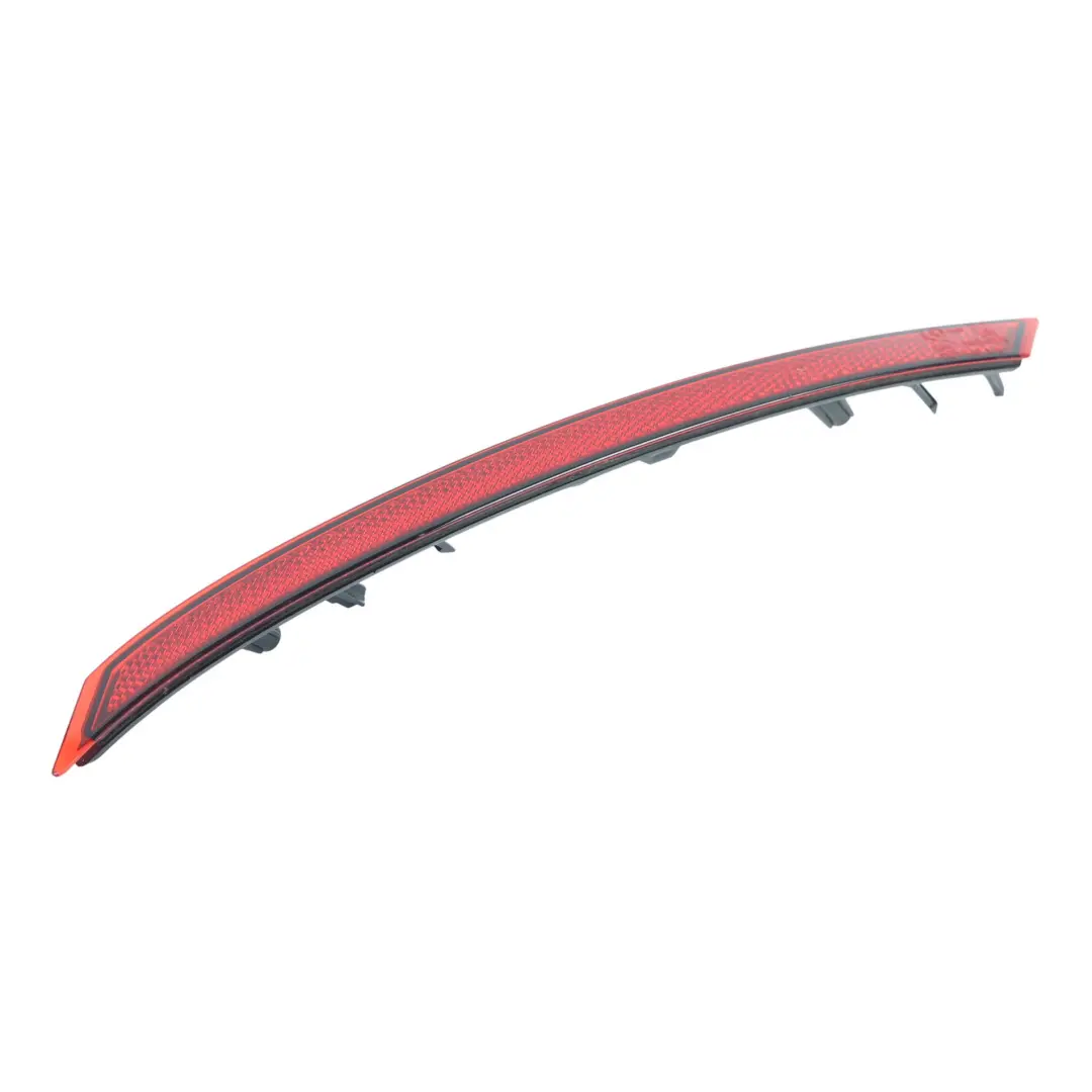 Land Rover Velar L560 Riflettore Paraurti Posteriore Destro - SKU J8A2-13A568-AE - Numero di parte J8A2-13A568-AE
