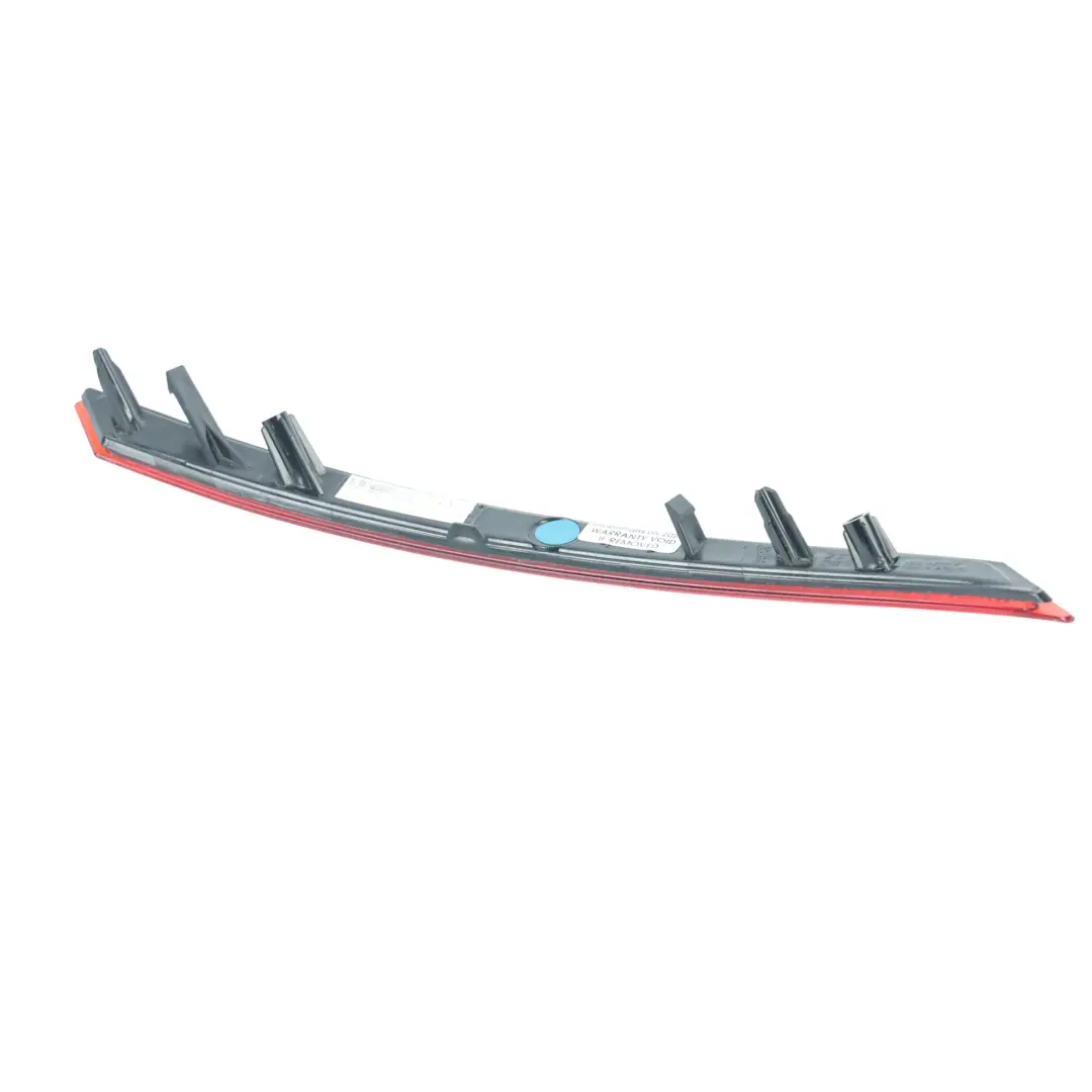 Land Rover Velar L560 Reflector Paragolpes Trasero Derecho - SKU J8A2-13A568-AE - Número de pieza J8A2-13A568-AE