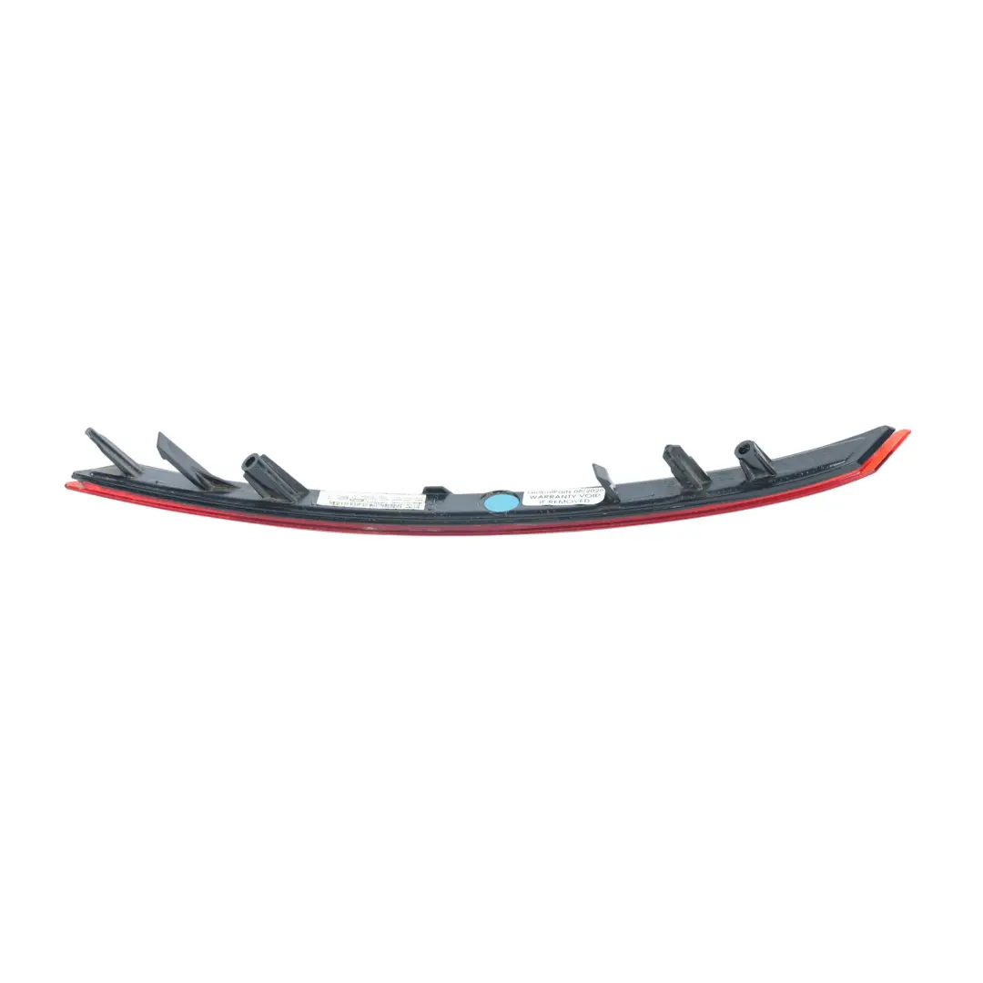 Land Rover Velar L560 Réflecteur Pare-Chocs Arrière Gauche - SKU J8A2-13A569-AE - Numéro de pièce J8A2-13A569-AE
