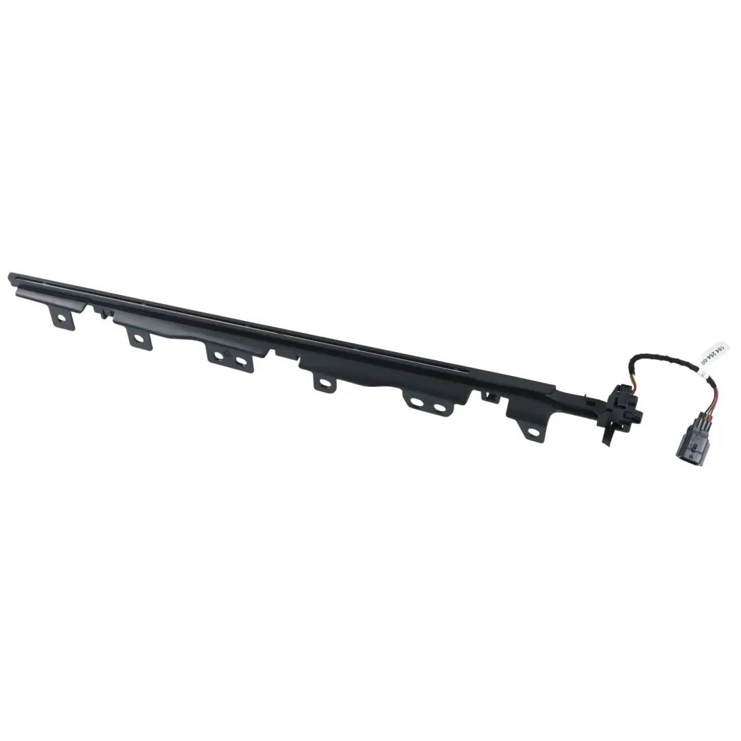 Land Rover Range Rover Velar L560 Light Guide Rear Right O/S - SKU RHD-J8A2-15D100-BA - Part number J8A2-15D100-BA