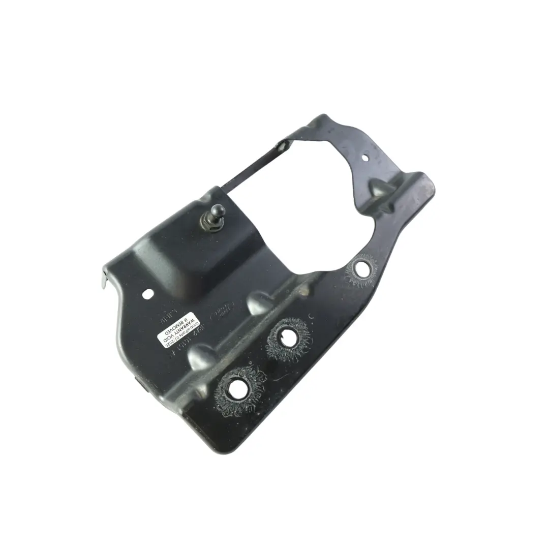 Land Rover Velar L560 Support Fixation Aile Garde-Boue Gauche - SKU J8A2-16151-AC - Numéro de pièce J8A2-16151-AC