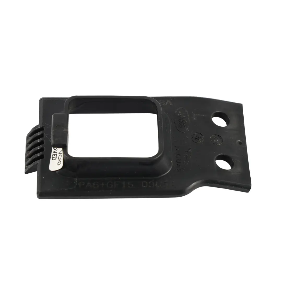 Copertura Modanatura Serratura Cofano J8A2-16A984-BA per Land Rover Velar L560 con numero di parte J8A2-16A984-AA Land Rover Velar L560 Copertura Modanatura Serratura Cofano J8A2-16A984-BA - SKU J8A2-16A984-AA - Numero di parte J8A2-16A984-AA