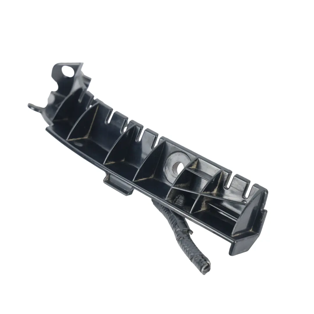 Land Range Rover Velar L560 Rear Upper Bumper Bracket Left N/S - SKU J8A2-17A882-AE - Part number J8A2-17A882-AE