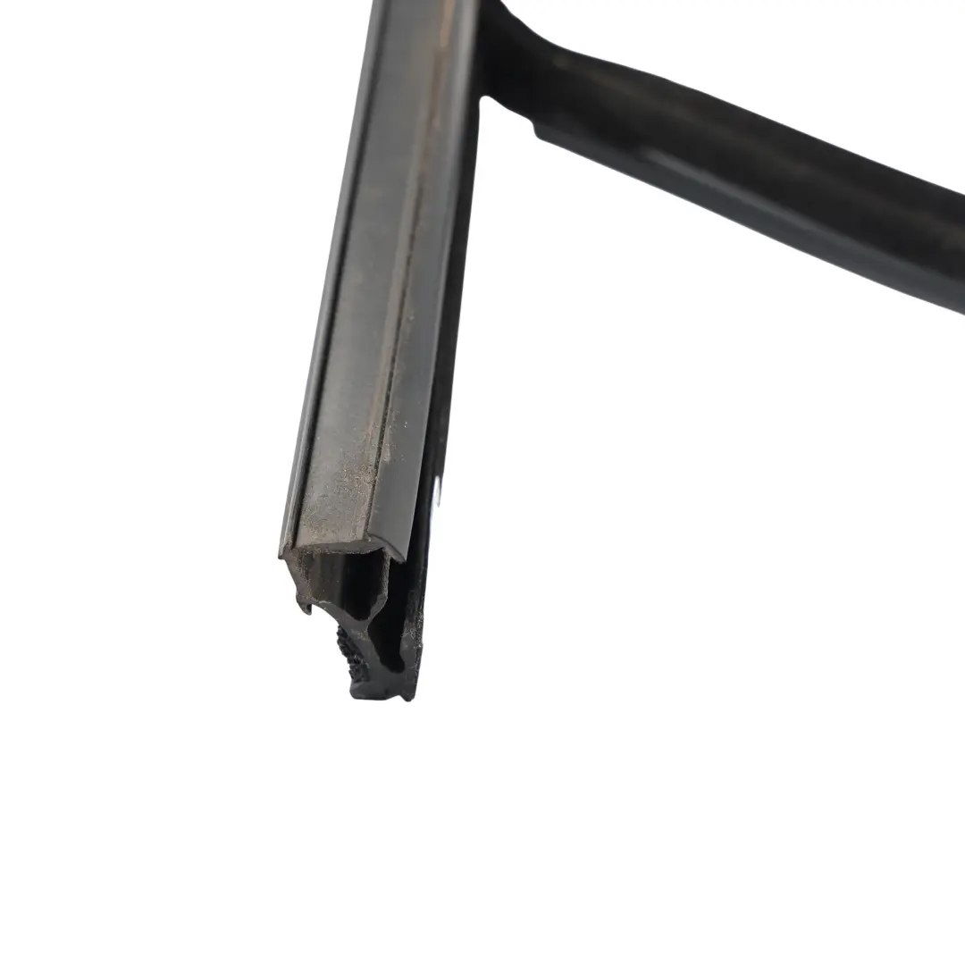 Range Rover Velar L560 Front Door Window Seal Gasket Right O/S - SKU J8A2-21596-A - Part number J8A2-21596-A