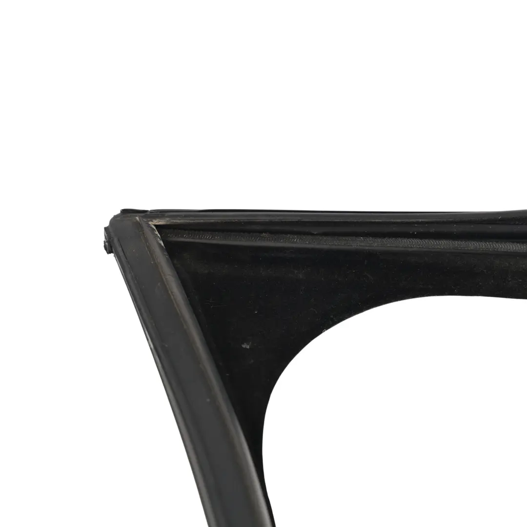 Range Rover Velar L560 Joint Vitre Porte Avant Droit - SKU J8A2-21596-A - Numéro de pièce J8A2-21596-A