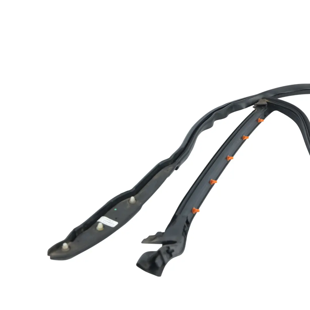 Range Rover Velar L560 Rear Door Window Seal Gasket Right O/S - SKU J8A2-250A20-A - Part number J8A2-250A20-A