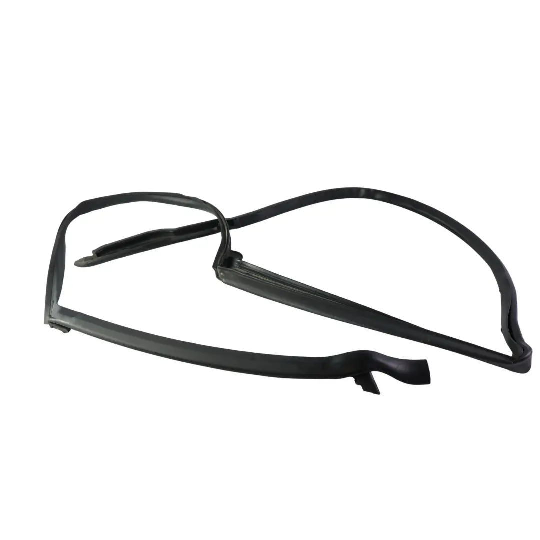 Range Rover Velar L560 Door Window Seal Gasket Rear Left N/S - SKU J8A2-250A21-A - Part number J8A2-250A21-A