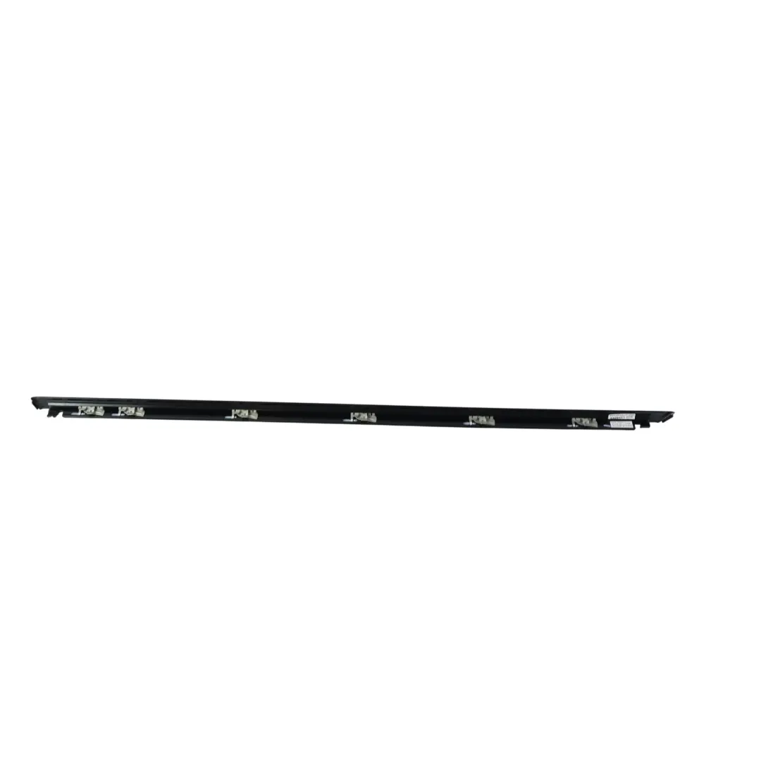 Fensterzierleiste Hinten Links für Range Rover Velar L560 mit Teilenummer J8A2-255A61-AD Range Rover Velar L560 Fensterzierleiste Hinten Links - SKU J8A2-255A61-AD - Teilenummer J8A2-255A61-AD