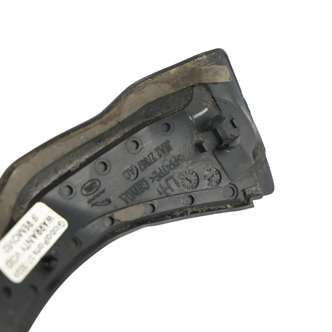 Przednia Uszczelka Deflektora Lewa do Range Rover Velar L560 o numerze J8A2-27867-AC Range Rover Velar L560 Przednia Uszczelka Deflektora Lewa - SKU J8A2-27867-AC - Numer Części J8A2-27867-AC