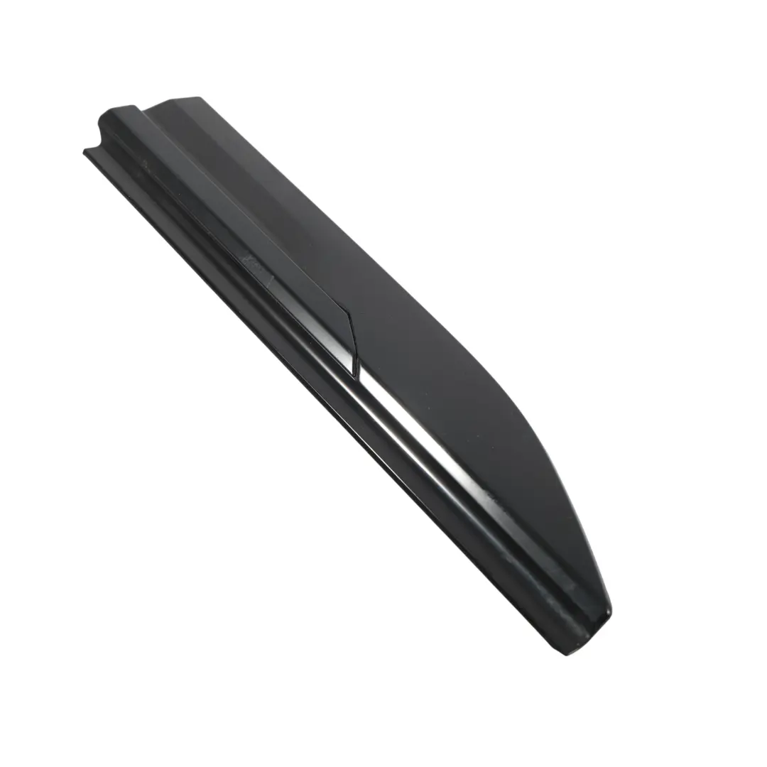 Modanatura Ant. Sinistra Grigio per Land Rover Range Rover L560 con numero di parte J8A2-280B11-A Land Rover Range Rover L560 Modanatura Ant. Sinistra Grigio - SKU J8A2-280B11-A-STO - Numero di parte J8A2-280B11-A
