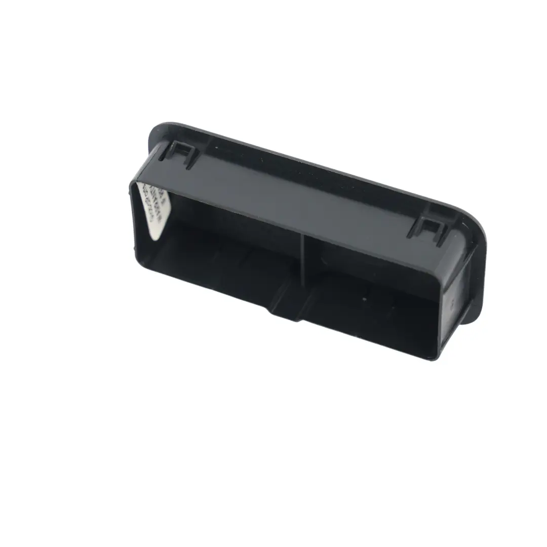 Clip Copertura Rivestimento per Land Rover Range Rover Velar L560 con numero di parte J8A2-31012-A Land Rover Range Rover Velar L560 Clip Copertura Rivestimento - SKU J8A2-31012-A - Numero di parte J8A2-31012-A