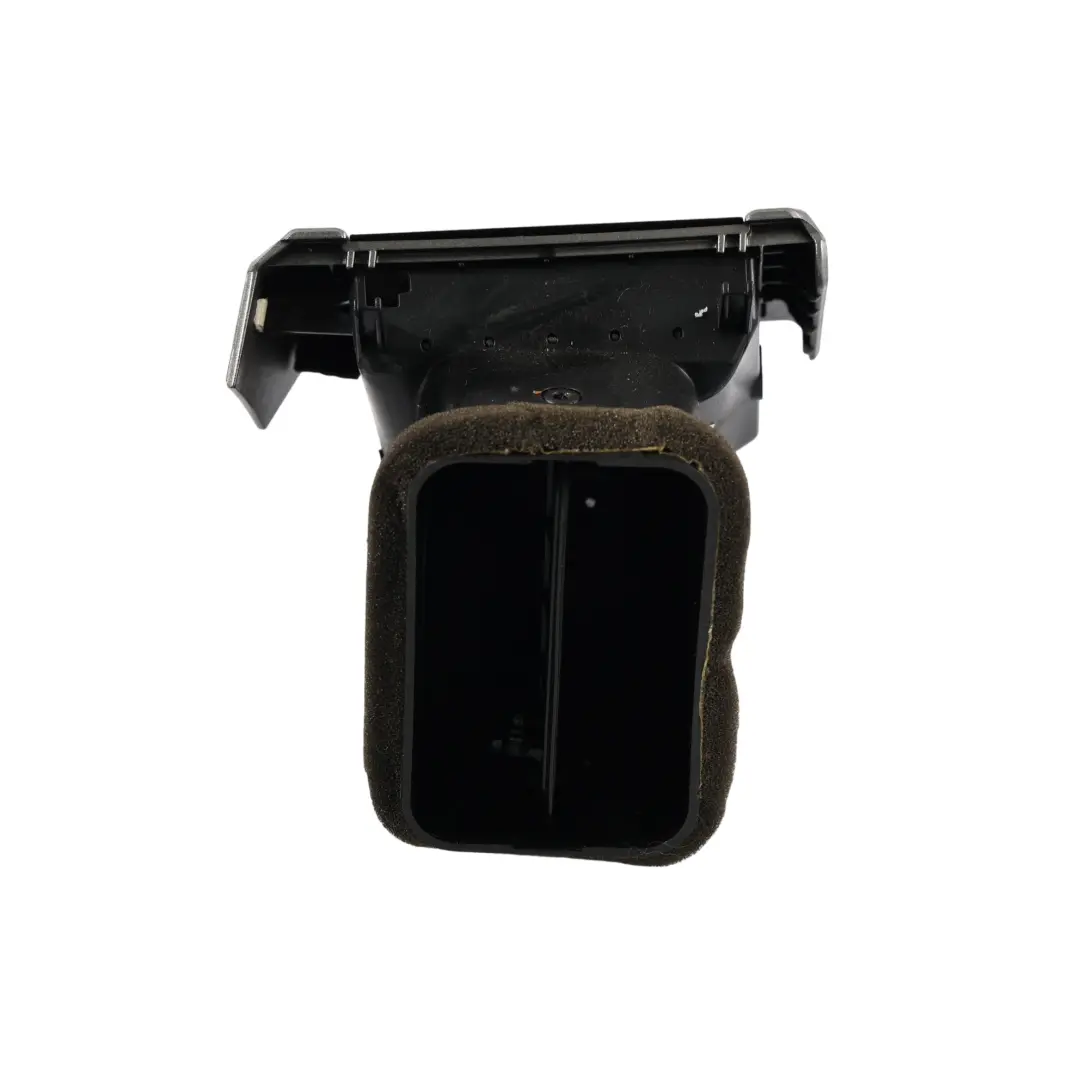Dashboard Air Vent Right O/S to Land Rover Range Rover Sport L320 with Part number JBD500180 Land Rover Range Rover Sport L320 Dashboard Air Vent Right O/S - SKU JBD500180 - Part number JBD500180