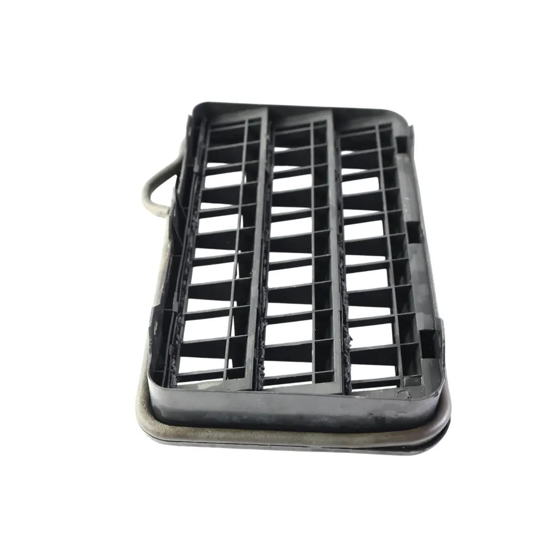 Rejilla Ventilación Extractor Aire 8377280 para BMW Land Rover Discovery 2 L318 con número de pieza JDD100170 BMW Land Rover Discovery 2 L318 Rejilla Ventilación Extractor Aire 8377280 - SKU JDD100170 - Número de pieza JDD100170