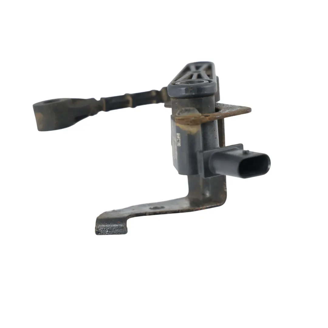 Suspension Level Height Sensor Front Left N/S to Range Rover L494 with Part number JPLA-3D026-AA Range Rover L494 Suspension Level Height Sensor Front Left N/S - SKU JPLA-3D026-AA - Part number JPLA-3D026-AA