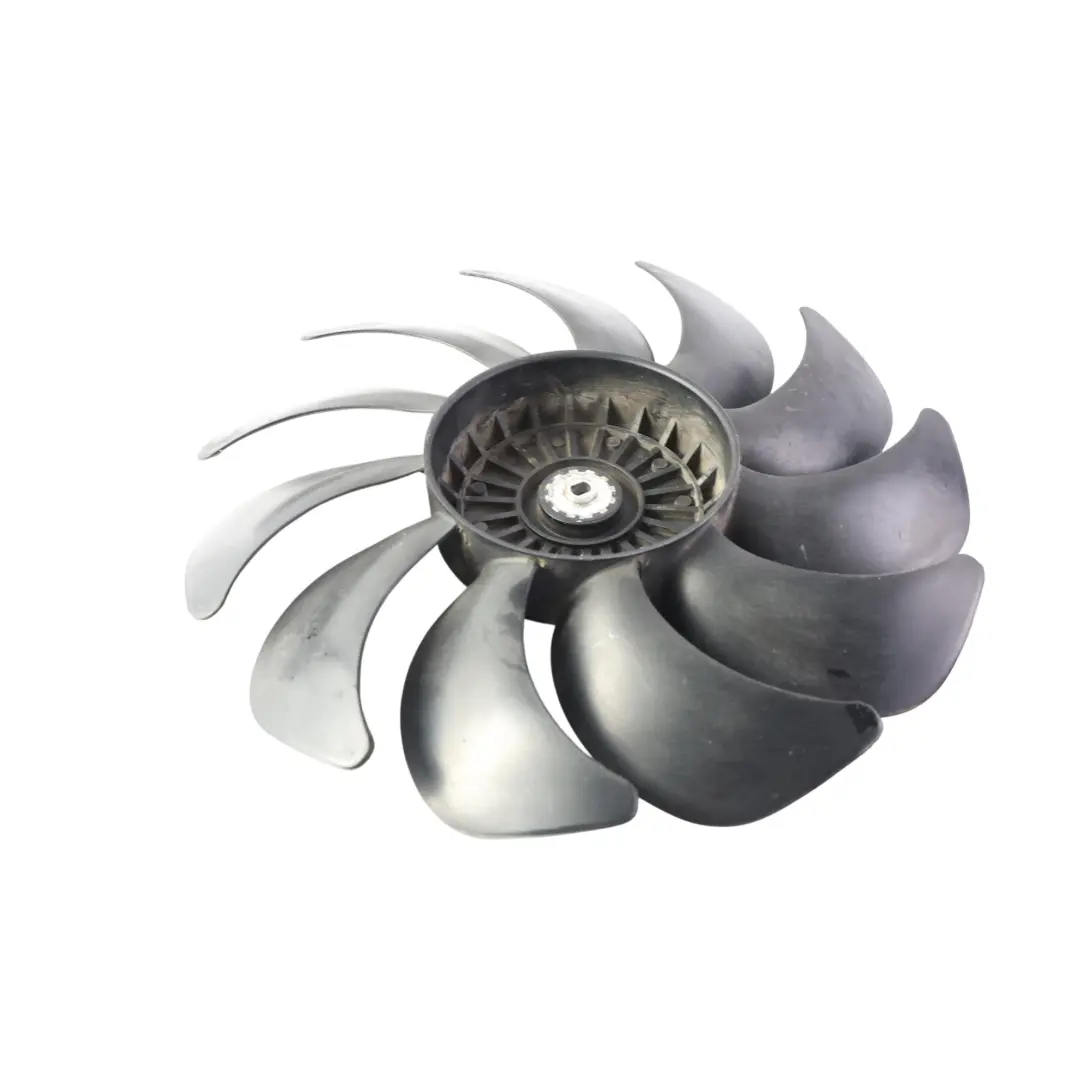 Radiator Fan to Land Rover Discovery 2 L318 with Part number JRP100060 Land Rover Discovery 2 L318 Radiator Fan - SKU JRP100060-1 - Part number JRP100060