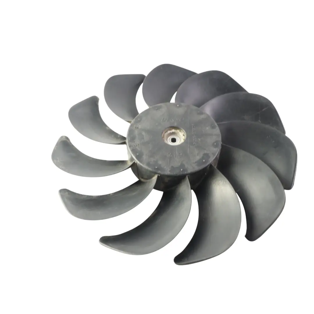 Radiator Fan to Land Rover Discovery 2 L318 with Part number JRP100060 Land Rover Discovery 2 L318 Radiator Fan - SKU JRP100060-1 - Part number JRP100060