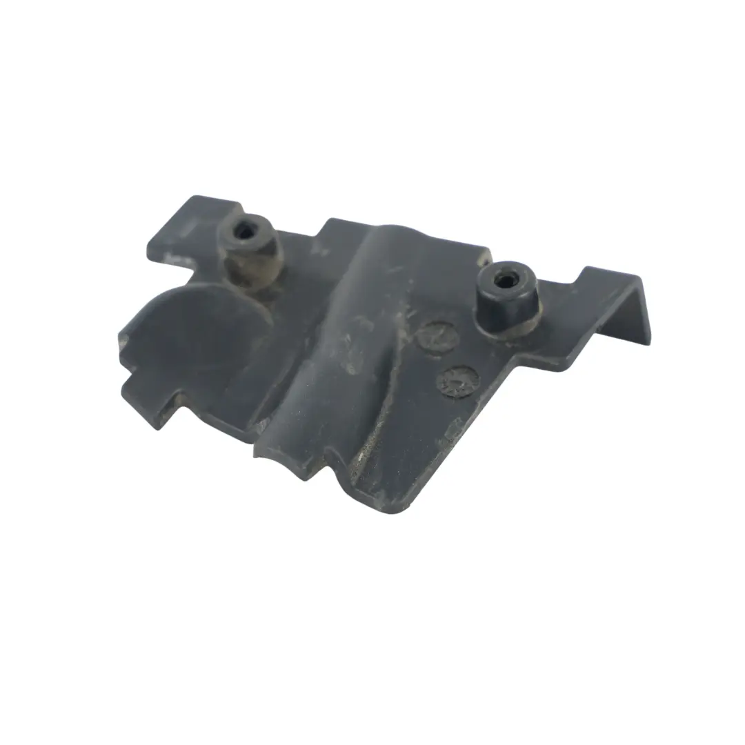 Range Rover Evoque L551 Mount Bracket Holder Support Right O/S - SKU K8D2-0069-AA - Part number K8D2-0069-AA