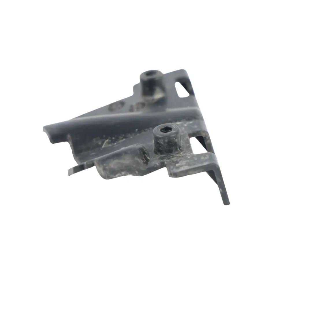 Range Rover Evoque L551 Mount Bracket Holder Support Left N/S - SKU K8D2-0069-BA - Part number K8D2-0069-BA