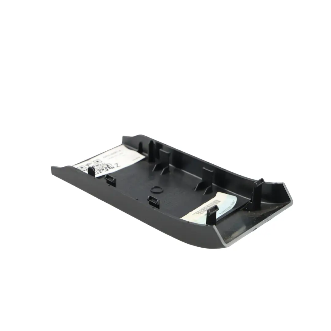 Pannello Rivestimento Interno Nero per Range Rover Evoque L551 con numero di parte K8D2-04567-A Range Rover Evoque L551 Pannello Rivestimento Interno Nero - SKU K8D2-04567-A - Numero di parte K8D2-04567-A