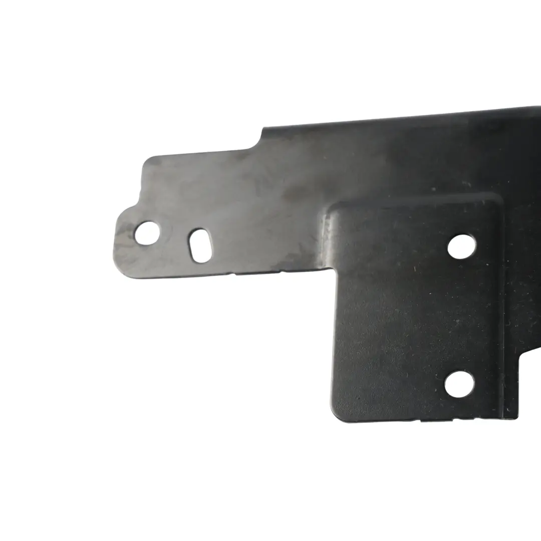 Land Rover Evoque L551 Staffa Paraurti Posteriore Sinistro - SKU K8D2-102A99-AB - Numero di parte K8D2-102A99-AB