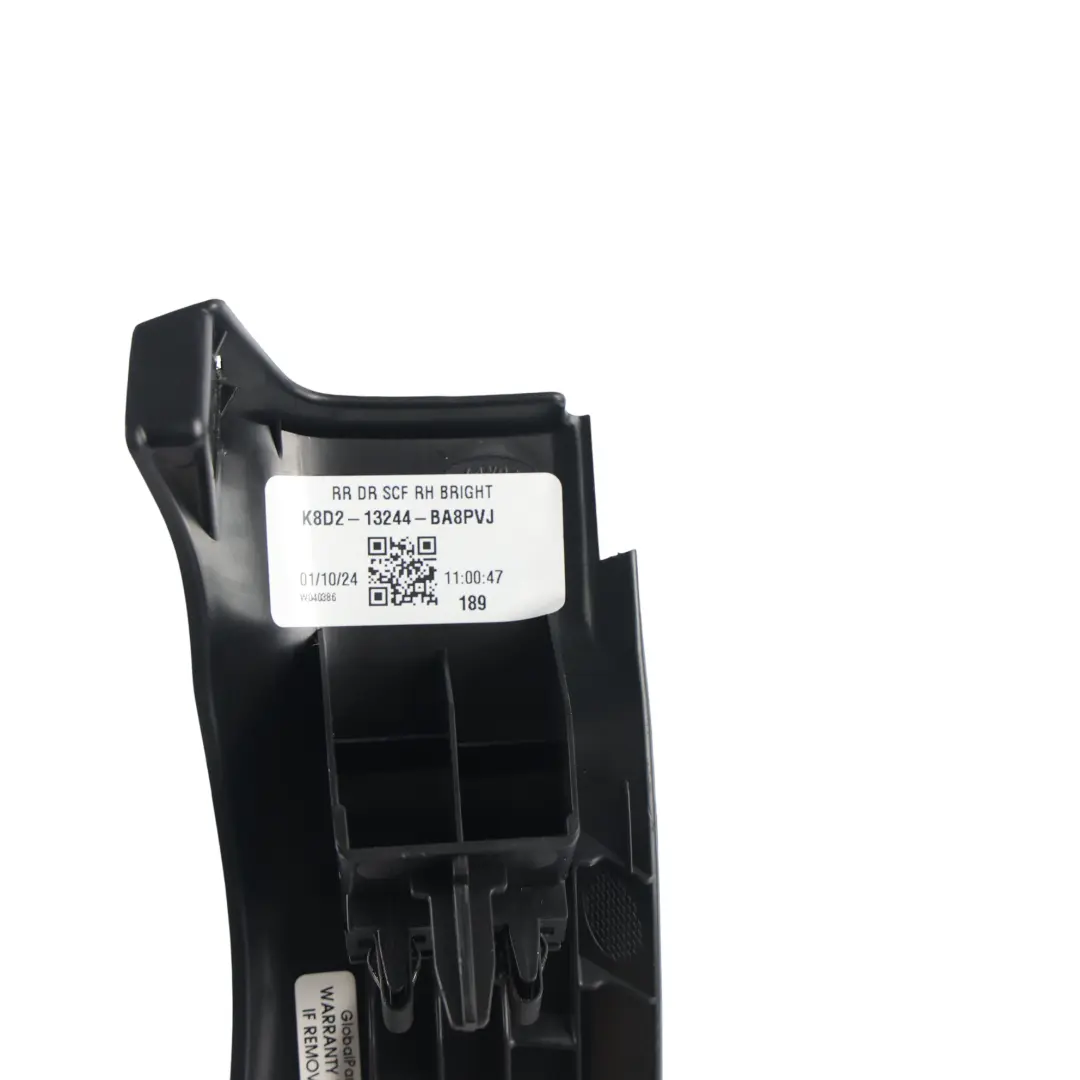 Listwa Tylna Prawa do Land Rover Range Rover Evoque L551 o numerze K8D2-13244-BA8PVJ Land Rover Range Rover Evoque L551 Listwa Tylna Prawa - SKU K8D2-13244-BA8PVJ - Numer Części K8D2-13244-BA8PVJ