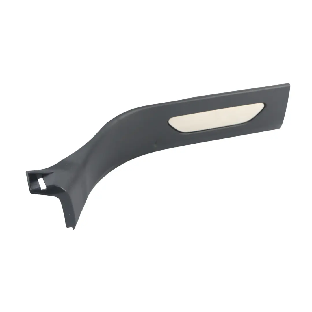 Listwa Tylna Prawa do Land Rover Range Rover Evoque L551 o numerze K8D2-13244-BA8PVJ Land Rover Range Rover Evoque L551 Listwa Tylna Prawa - SKU K8D2-13244-BA8PVJ - Numer Części K8D2-13244-BA8PVJ