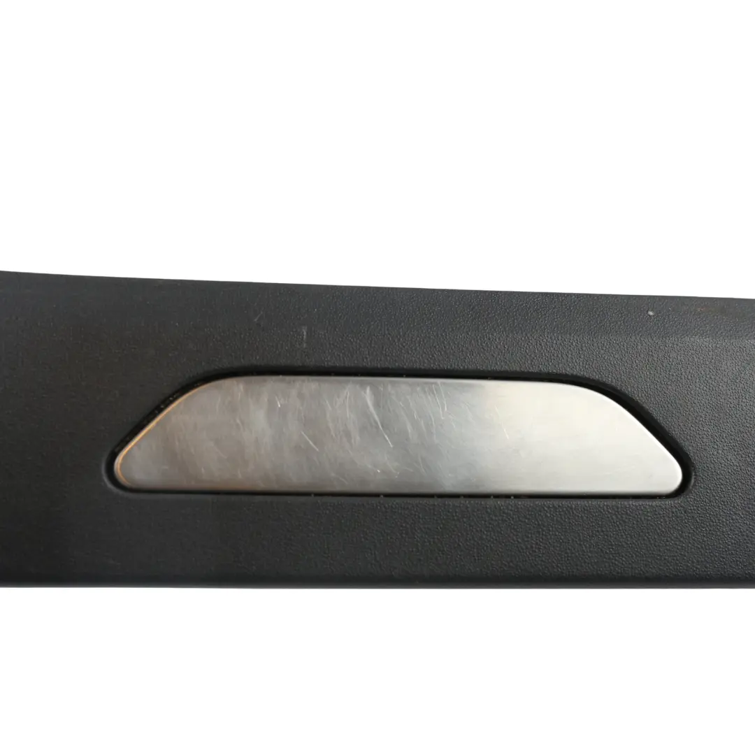 Battitacco Posteriore Sinistro per Range Rover Evoque L551 con numero di parte K8D2-13245-BA Range Rover Evoque L551 Battitacco Posteriore Sinistro - SKU K8D2-13245-BA - Numero di parte K8D2-13245-BA
