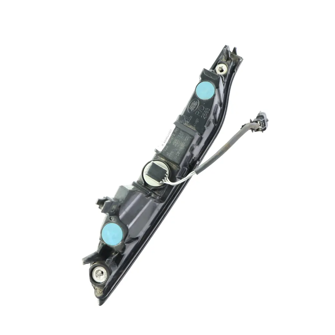 Fendinebbia Posteriore Destra per Land Rover Evoque L551 con numero di parte K8D2-15K272 Land Rover Evoque L551 Fendinebbia Posteriore Destra - SKU K8D2-15K272 - Numero di parte K8D2-15K272