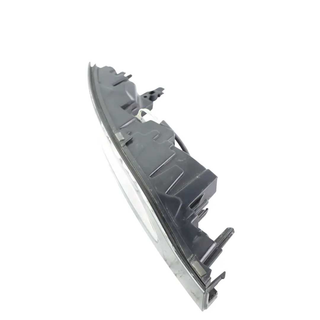 Land Rover Range Rover Evoque L551 Luz Antiniebla Trasera Derecha - SKU K8D2-15K272 - Número de pieza K8D2-15K272