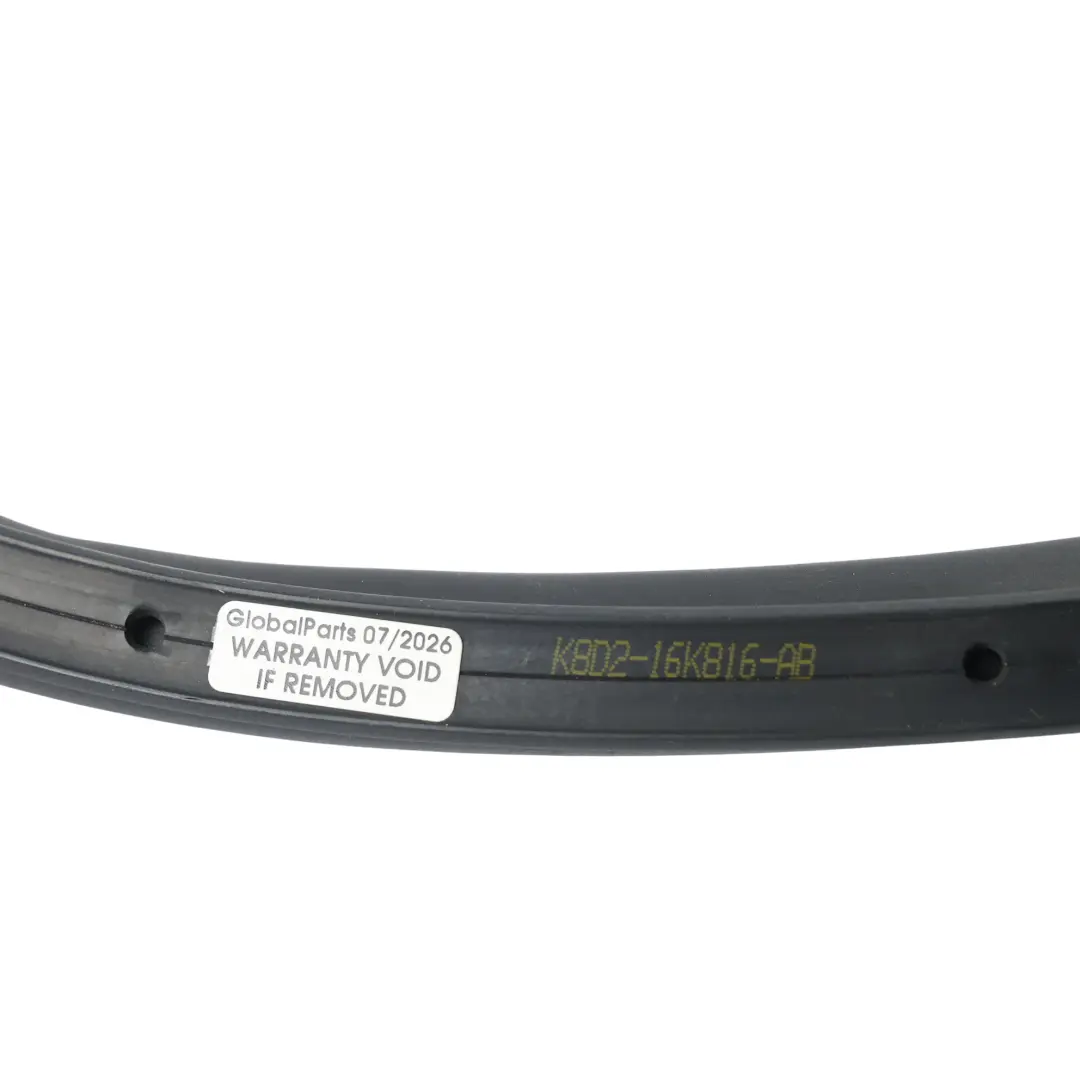 Uszczelka Maski Tylna do Land Rover Range Rover Evoque L551 o numerze K8D2-16K816-AB Land Rover Range Rover Evoque L551 Uszczelka Maski Tylna - SKU K8D2-16K816-AB - Numer Części K8D2-16K816-AB