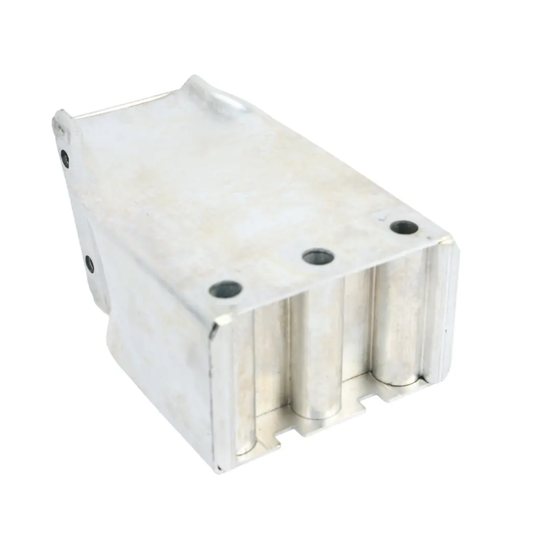 Front Bumper Bracket Support Left N/S to Range Rover Evoque L551 with Part number K8D2-17A937 Range Rover Evoque L551 Front Bumper Bracket Support Left N/S - SKU K8D2-17A937 - Part number K8D2-17A937