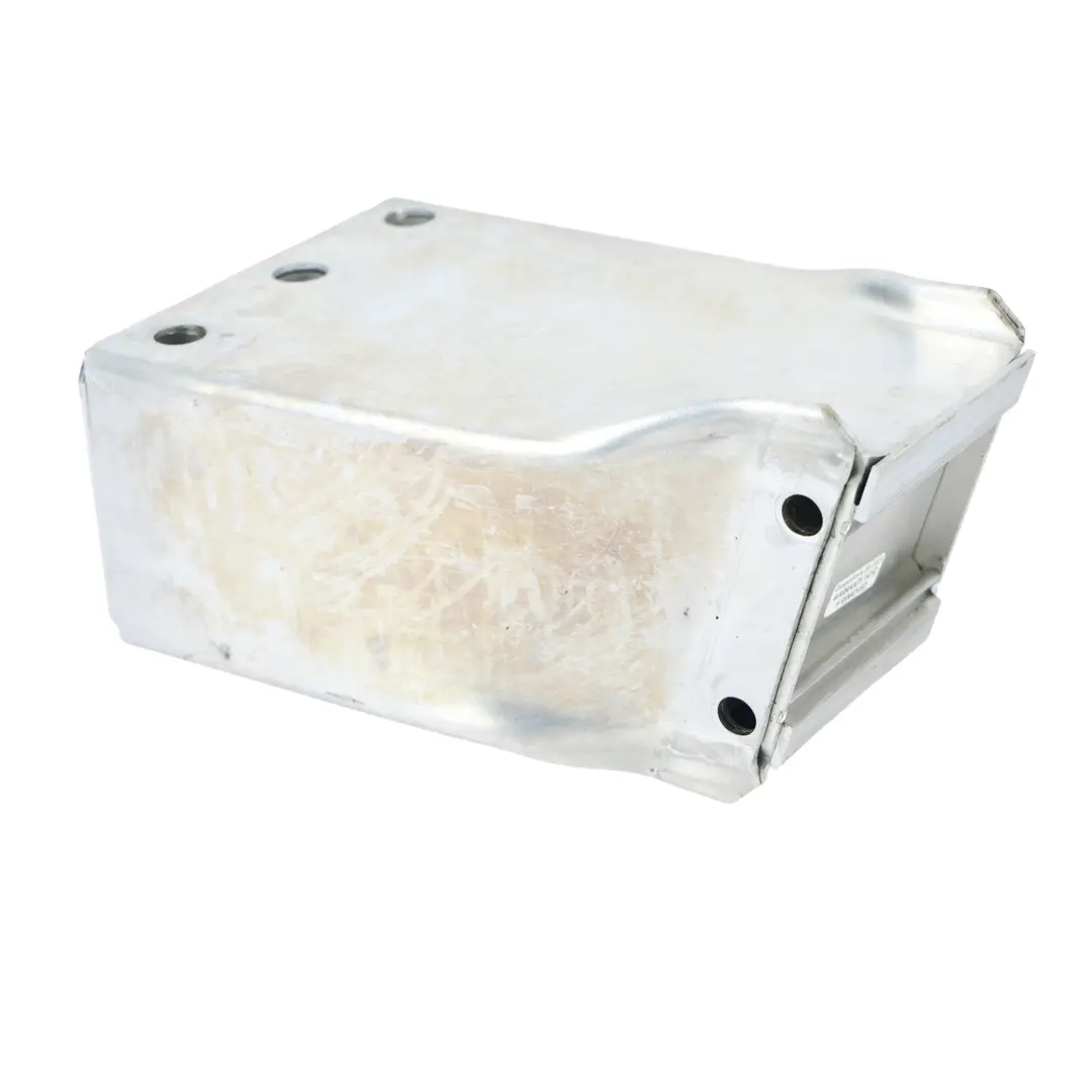 Range Rover Evoque L551 Supporto Staffa Paraurti Anteriore Sinistro - SKU K8D2-17A937 - Numero di parte K8D2-17A937