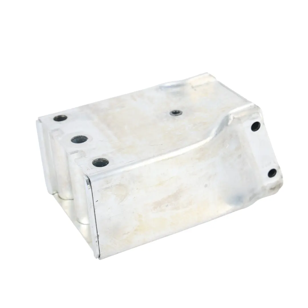 Front Bumper Bracket Support Left N/S to Range Rover Evoque L551 with Part number K8D2-17A937 Range Rover Evoque L551 Front Bumper Bracket Support Left N/S - SKU K8D2-17A937 - Part number K8D2-17A937