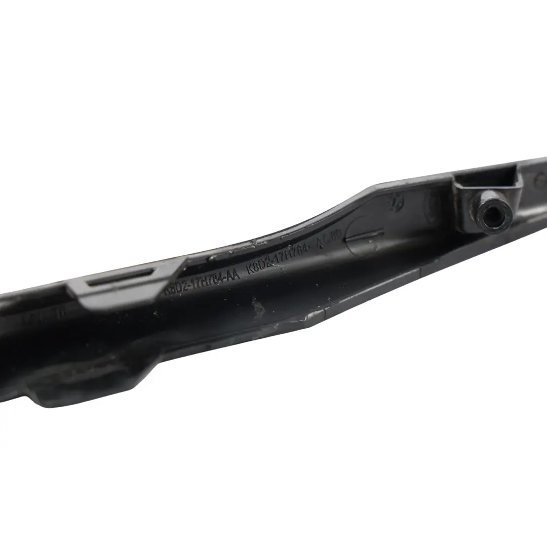Land Rover Evoque L551 Inserto Parachoques Delantero Izquierdo - SKU K8D2-17H784-A - Número de pieza K8D2-17H784-A