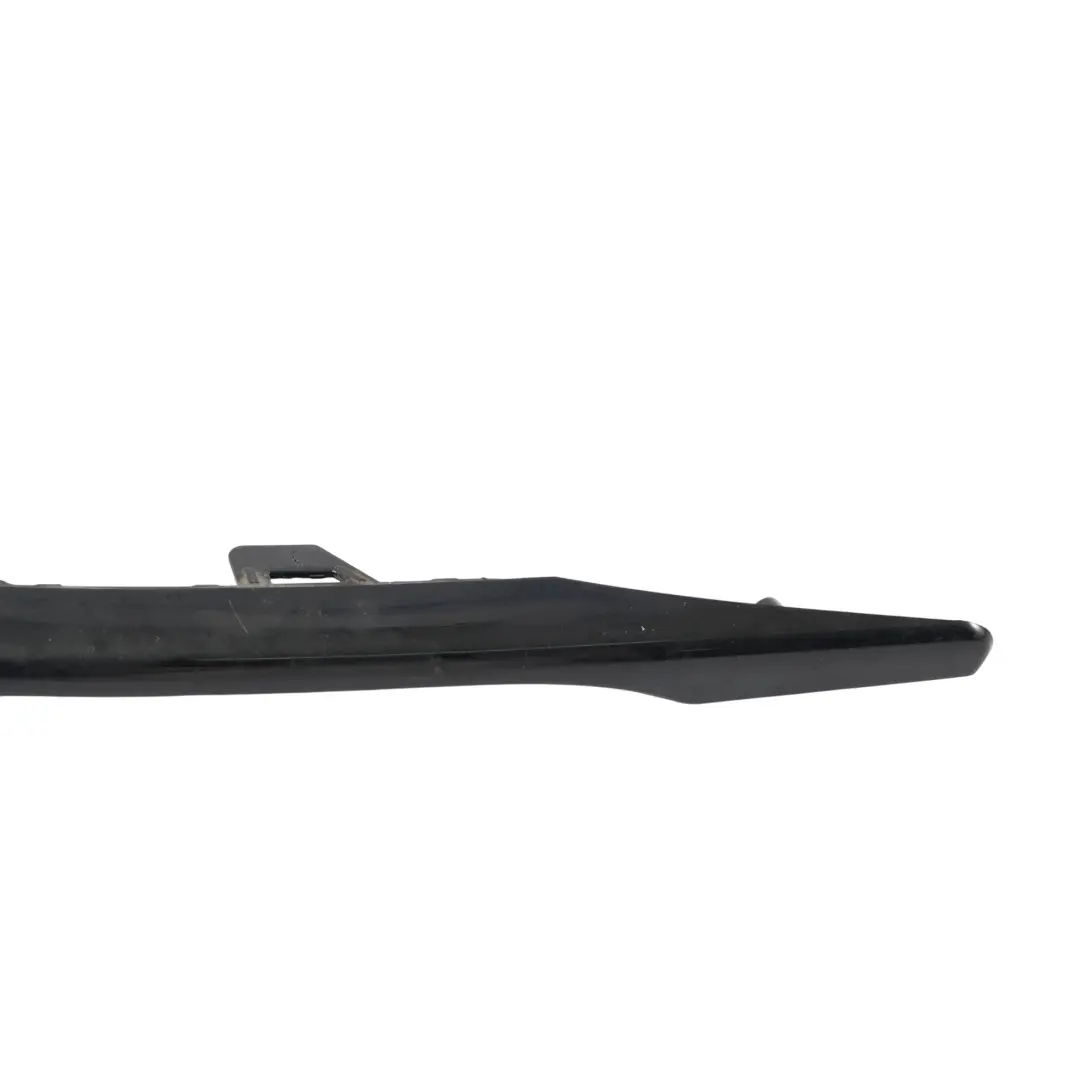 Inserto Paraurti Anteriore Sinistro per Land Rover Evoque L551 con numero di parte K8D2-17H784-A Land Rover Evoque L551 Inserto Paraurti Anteriore Sinistro - SKU K8D2-17H784-A - Numero di parte K8D2-17H784-A