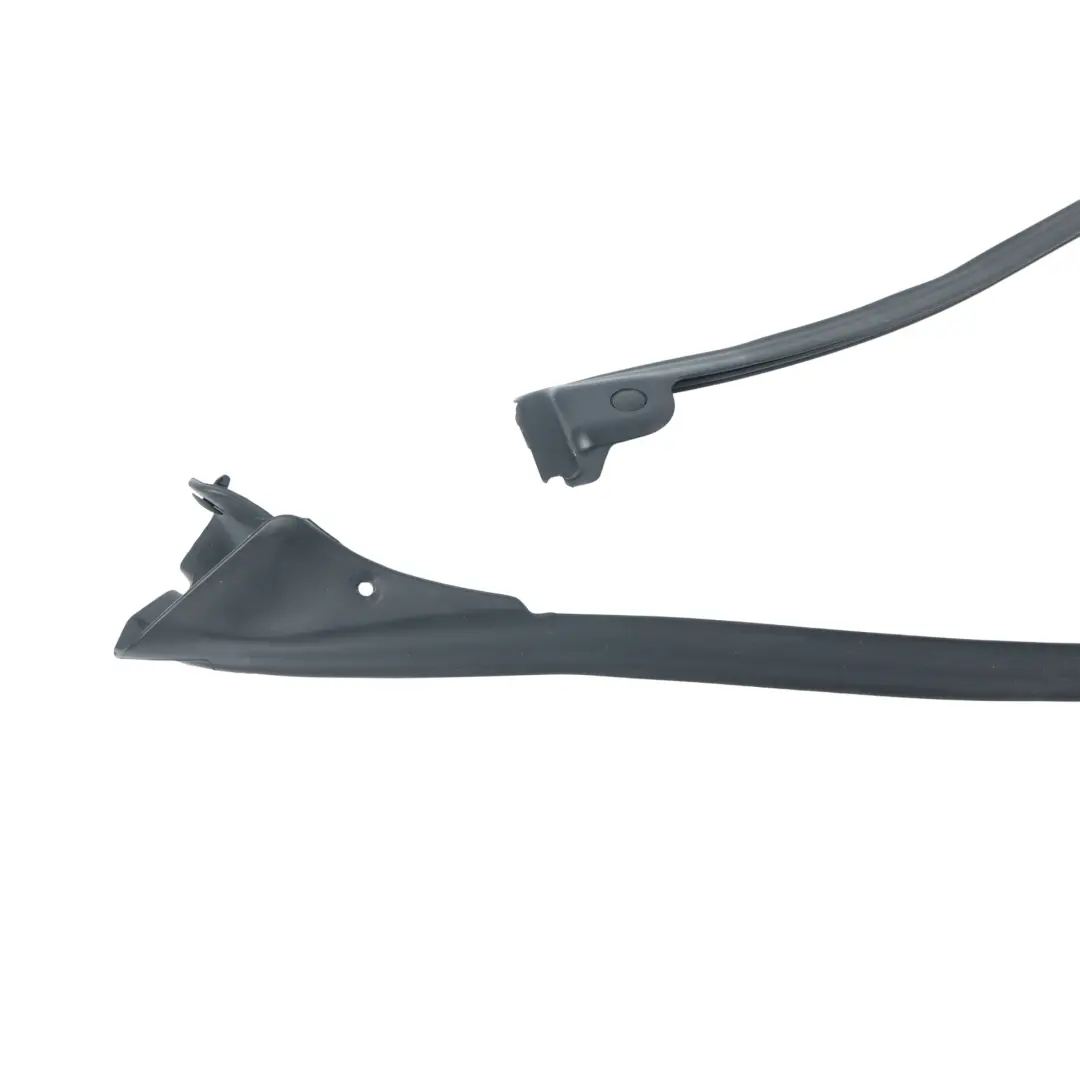 Guarnizione Vetro Anteriore Sinistro per Range Rover Evoque L551 con numero di parte K8D2-20519-A Range Rover Evoque L551 Guarnizione Vetro Anteriore Sinistro - SKU K8D2-20519-A - Numero di parte K8D2-20519-A