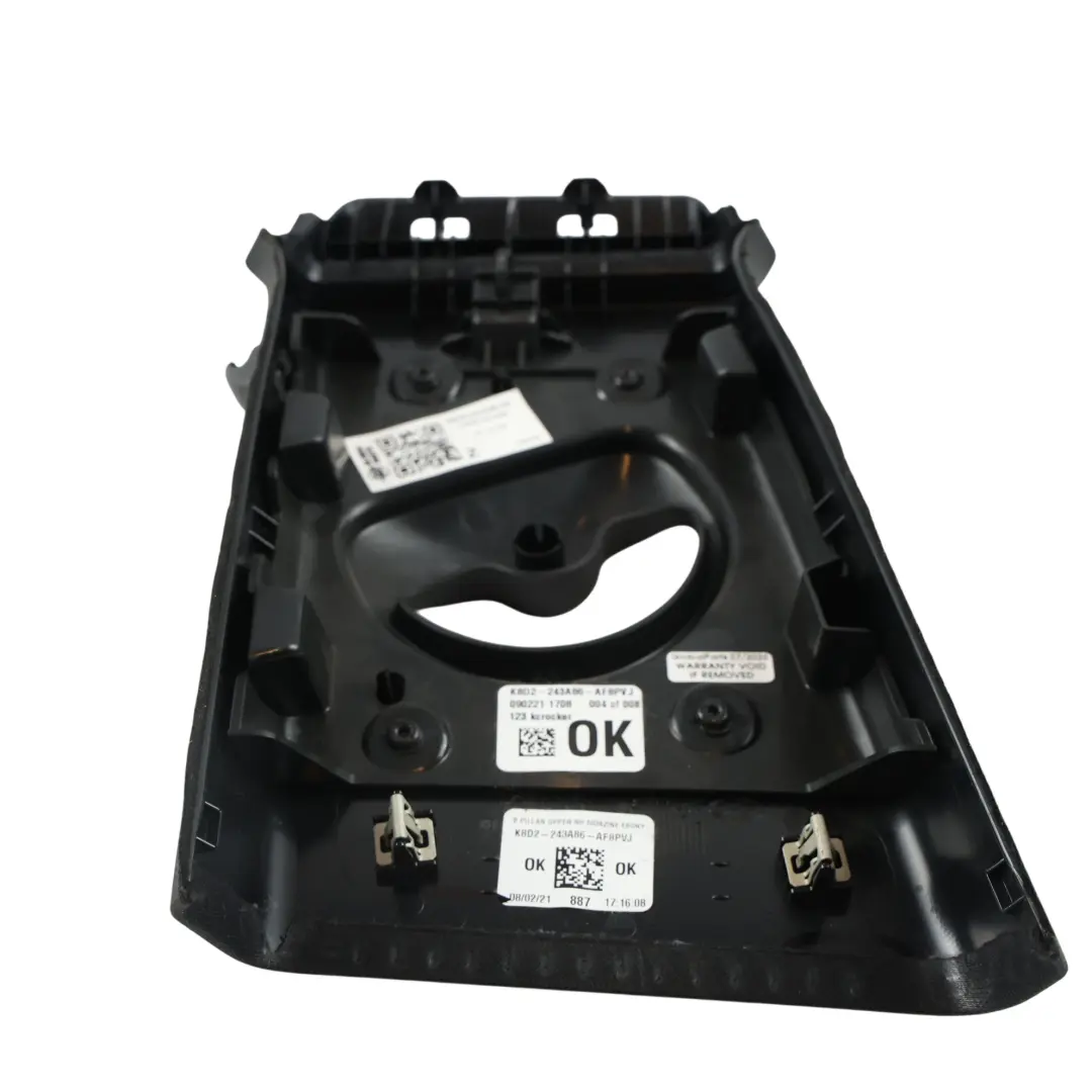 Range Rover Evoque L551 Moldura Cinturón Pilar B Superior Derecho - SKU K8D2-243A86-AF - Número de pieza K8D2-243A86-AF
