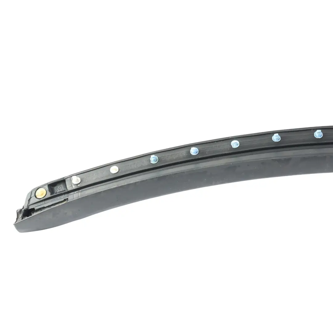 Türdichtung Gummi Hinten Rechts für Range Rover Evoque L551 mit Teilenummer K8D2-25384-A Range Rover Evoque L551 Türdichtung Gummi Hinten Rechts - SKU K8D2-25384-A - Teilenummer K8D2-25384-A