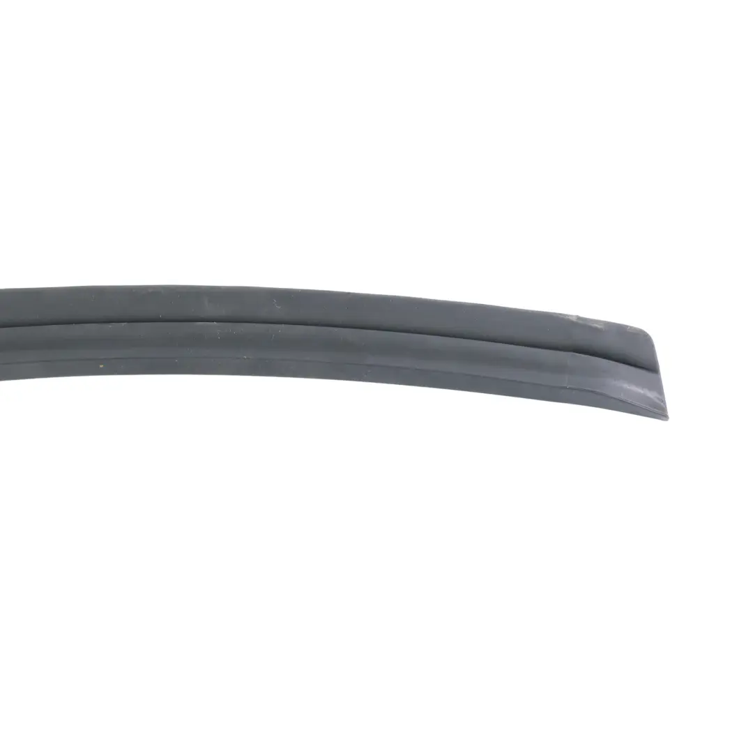 Range Rover Evoque L551 Türdichtung Gummi Hinten Rechts - SKU K8D2-25384-A - Teilenummer K8D2-25384-A