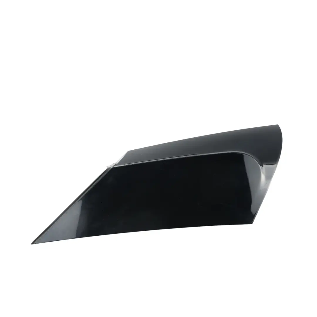 Moldura Pilar D Trasero Cuarto Izquierdo para Range Rover Evoque L551 con número de pieza K8D2-29149-AD Range Rover Evoque L551 Moldura Pilar D Trasero Cuarto Izquierdo - SKU K8D2-29149-AD - Número de pieza K8D2-29149-AD