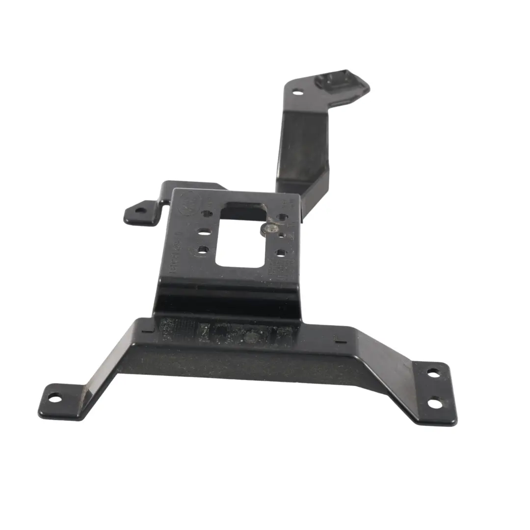 Support Capteur Radar Pare-Chocs Avant pour Land Rover Evoque L551 à propos du numéro de pièce K8D2-9E729-BB Land Rover Evoque L551 Support Capteur Radar Pare-Chocs Avant - SKU K8D2-9E729-BB - Numéro de pièce K8D2-9E729-BB