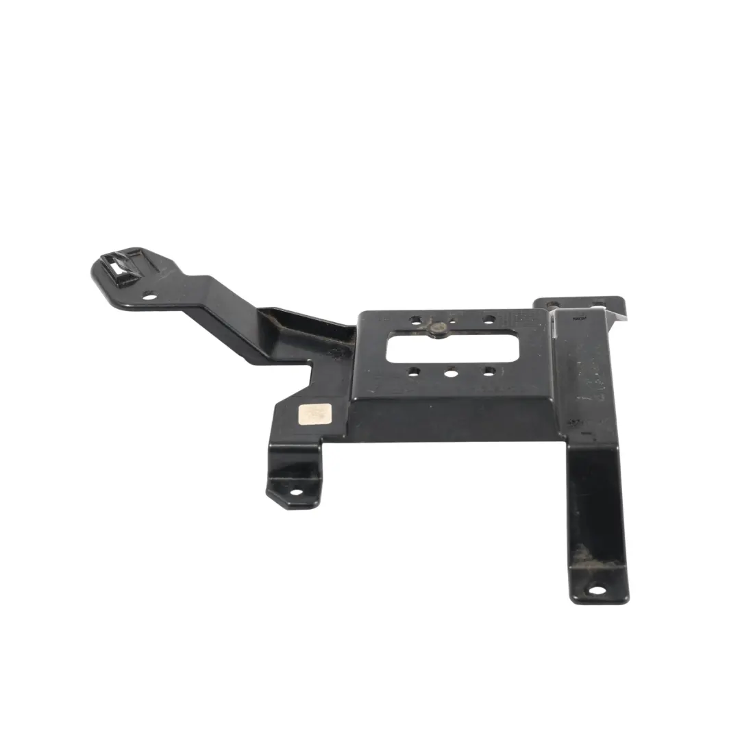 Radarsensor Halterung Stoßstange Vorne für Land Rover Evoque L551 mit Teilenummer K8D2-9E729-BB Land Rover Evoque L551 Radarsensor Halterung Stoßstange Vorne - SKU K8D2-9E729-BB - Teilenummer K8D2-9E729-BB