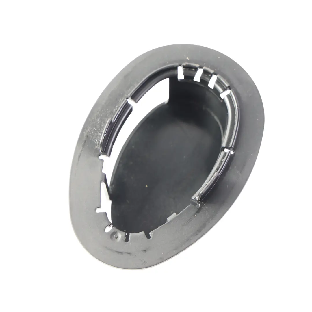 Range Rover Discovery Sport L550 Support Tuyau Conduit Air - SKU K8D2-9H701-AA - Numéro de pièce K8D2-9H701-AA