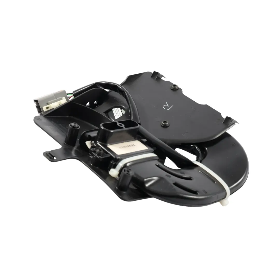 Range Rover L405 Rear Seat Bench Cooler Blower Unit Right O/S L0283087AA - SKU L0283086 - Part number L0283086