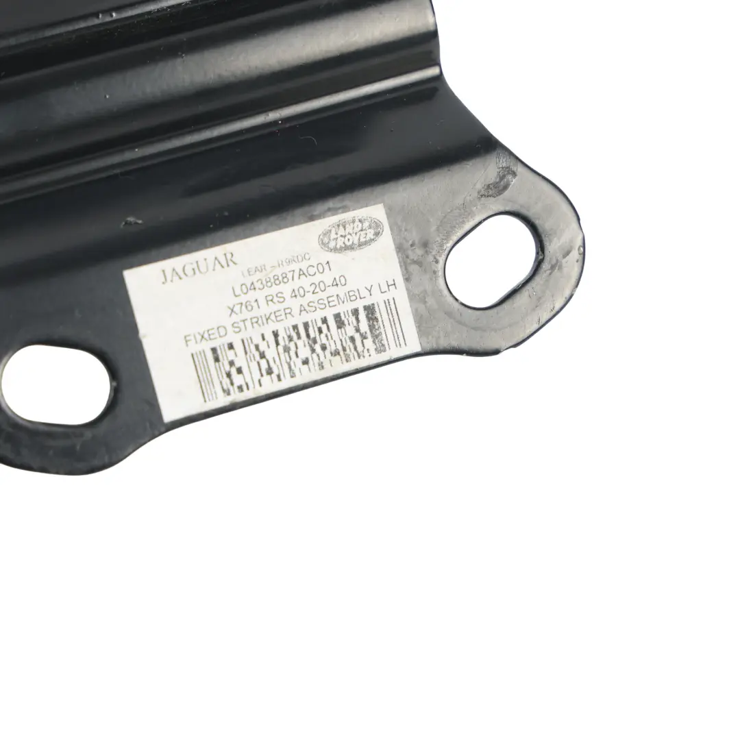 Range Rover Velar L560 Feste Schließblech Halterung Halter - SKU L0438887AC - Teilenummer L0438887AC
