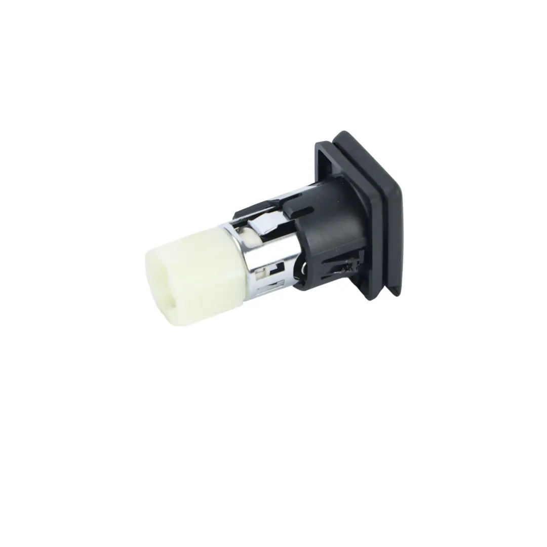 Encendedor Toma Corriente Embellecedor para Land Rover Velar L560 con número de pieza L8B2-15K040-CA Land Rover Velar L560 Encendedor Toma Corriente Embellecedor - SKU L8B2-15K040-CA - Número de pieza L8B2-15K040-CA